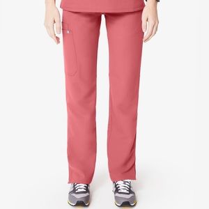 Figs Kade Petite Cargo Scrub Pants